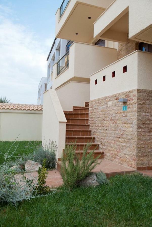 Alexandros Maisonettes Nea Moudania Exterior foto
